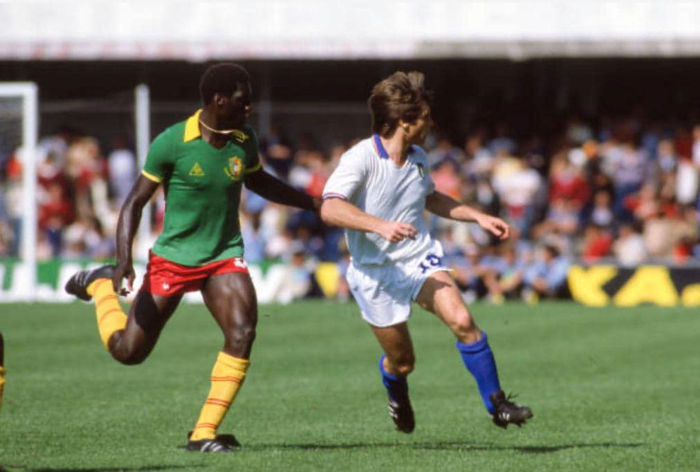 Marco Tardelli of Italy and Ibrahim Aoudou