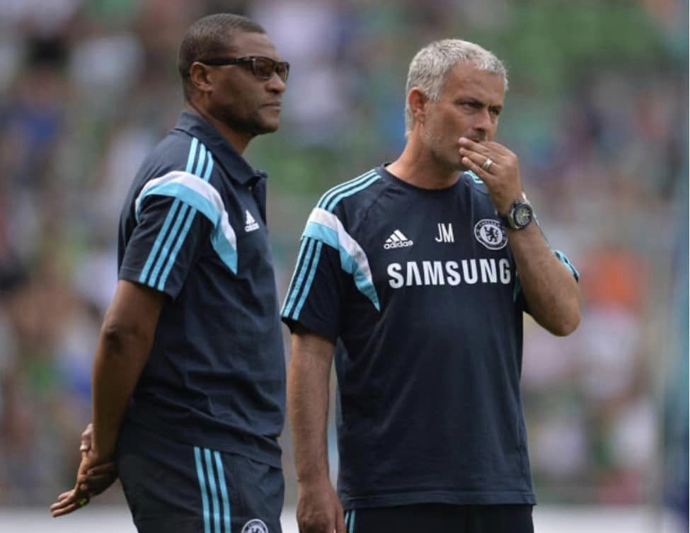 Chelsea's head coach Jose Mourinho (R) and his technical director Michael Emenalo