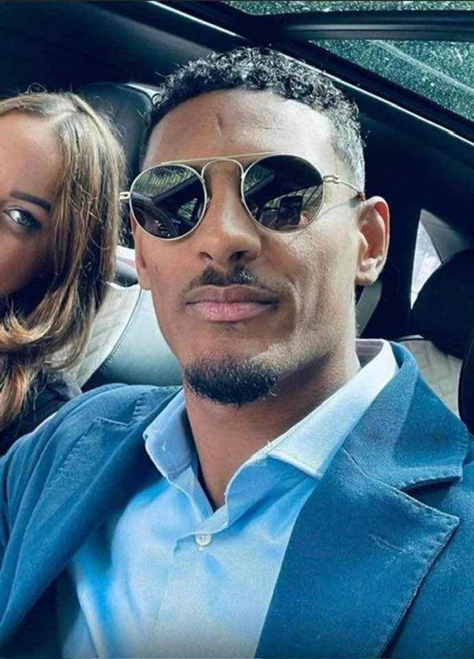 Healthy Sébastien Haller and his fiancée
